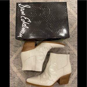 EUC Sam Edelman Winona Bootie - Ivory Croc - size 9